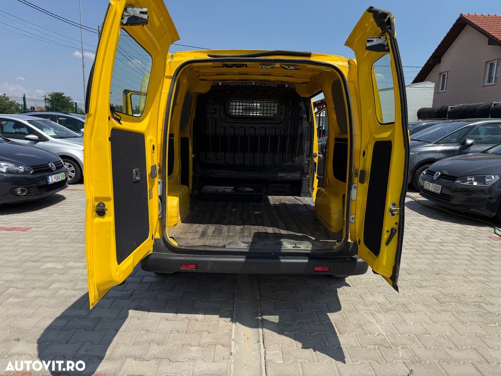 Nissan NV200 - 35
