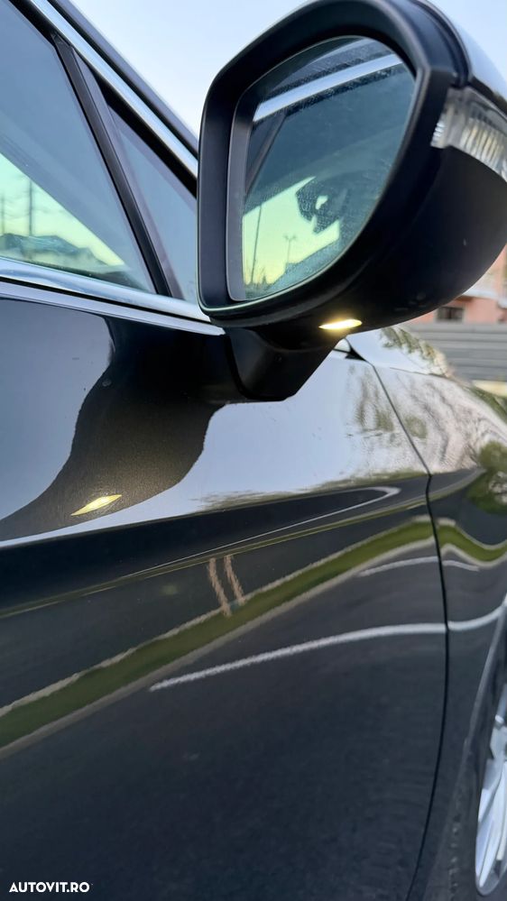 Volkswagen Passat 2.0 TDI DSG Highline - 14