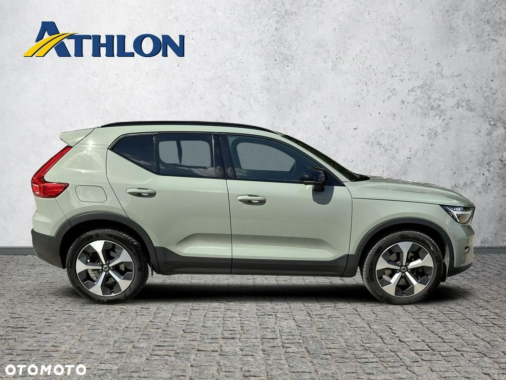 Volvo XC 40 B4 Plus Dark - 6