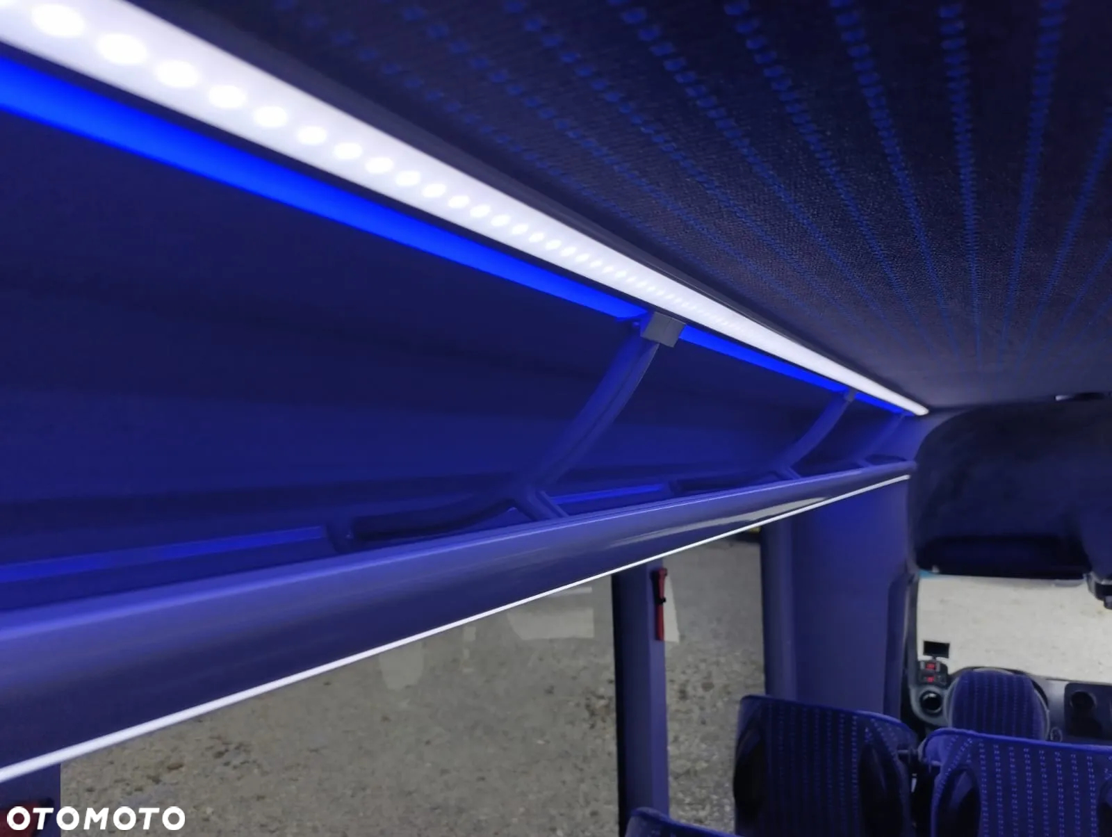 Mercedes-Benz Sprinter 519 - 25