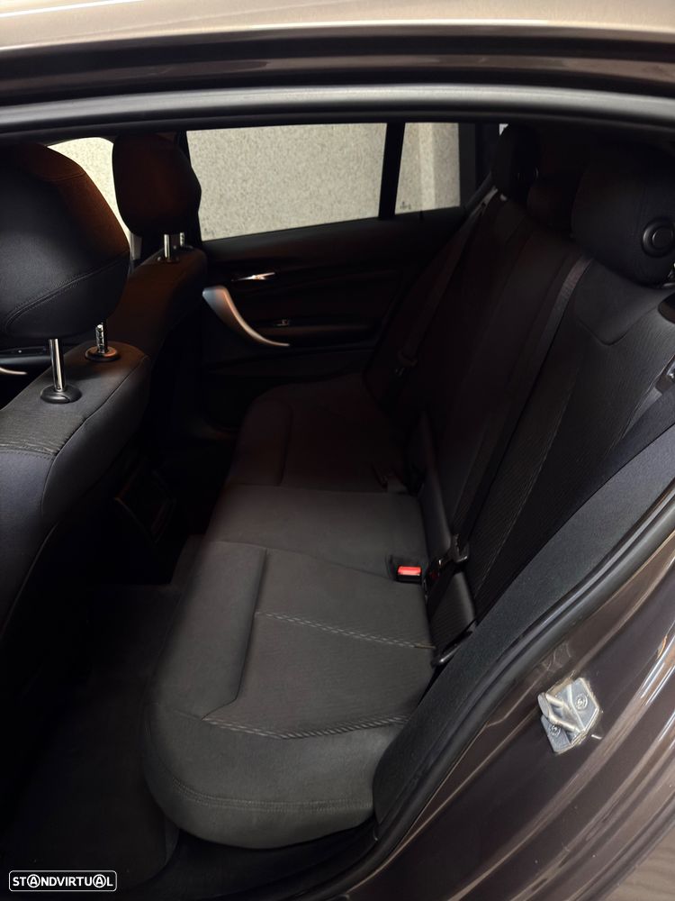 BMW 116 d EfficientDynamics Edition Sport Line - 13