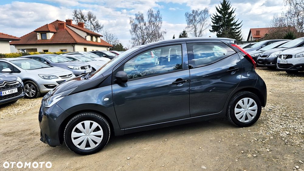 Toyota Aygo x-final - 24