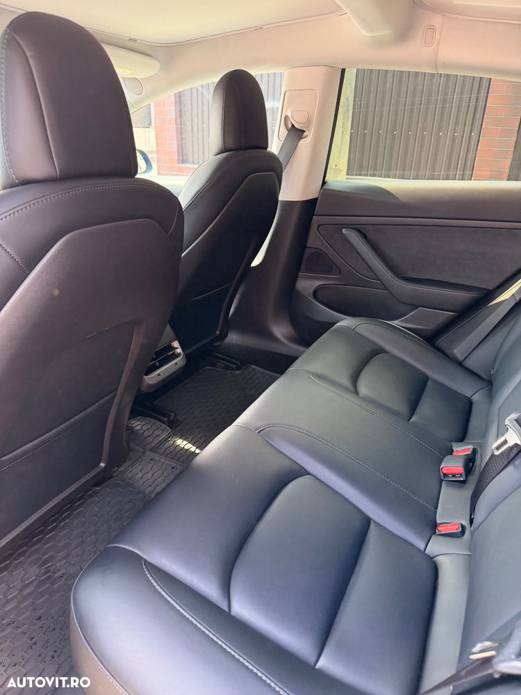 Tesla Model 3 Standard Reichweite Plus Hinterradantrieb - 13