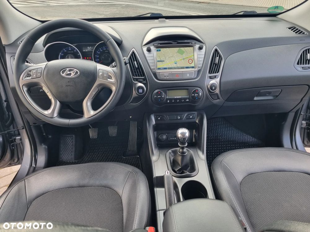 Hyundai ix35 1.6 2WD Fifa World Cup Edition - 7