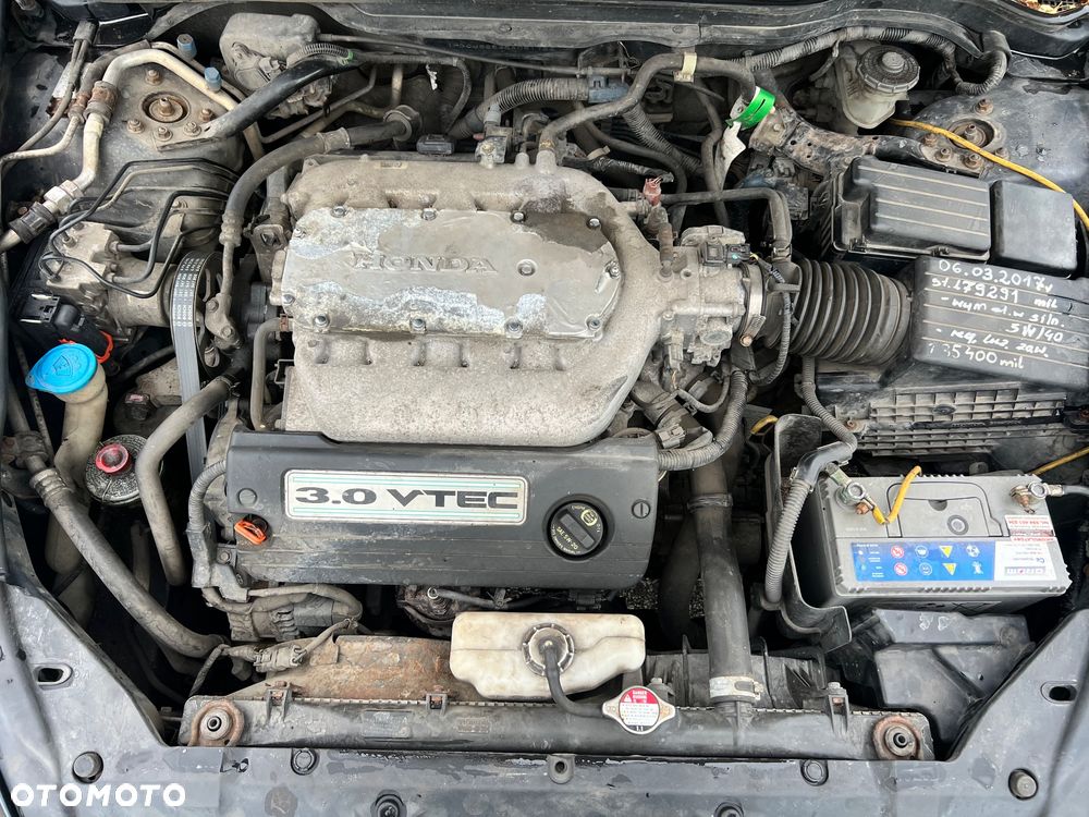 Honda Accord 3.0 V6 EX - 14