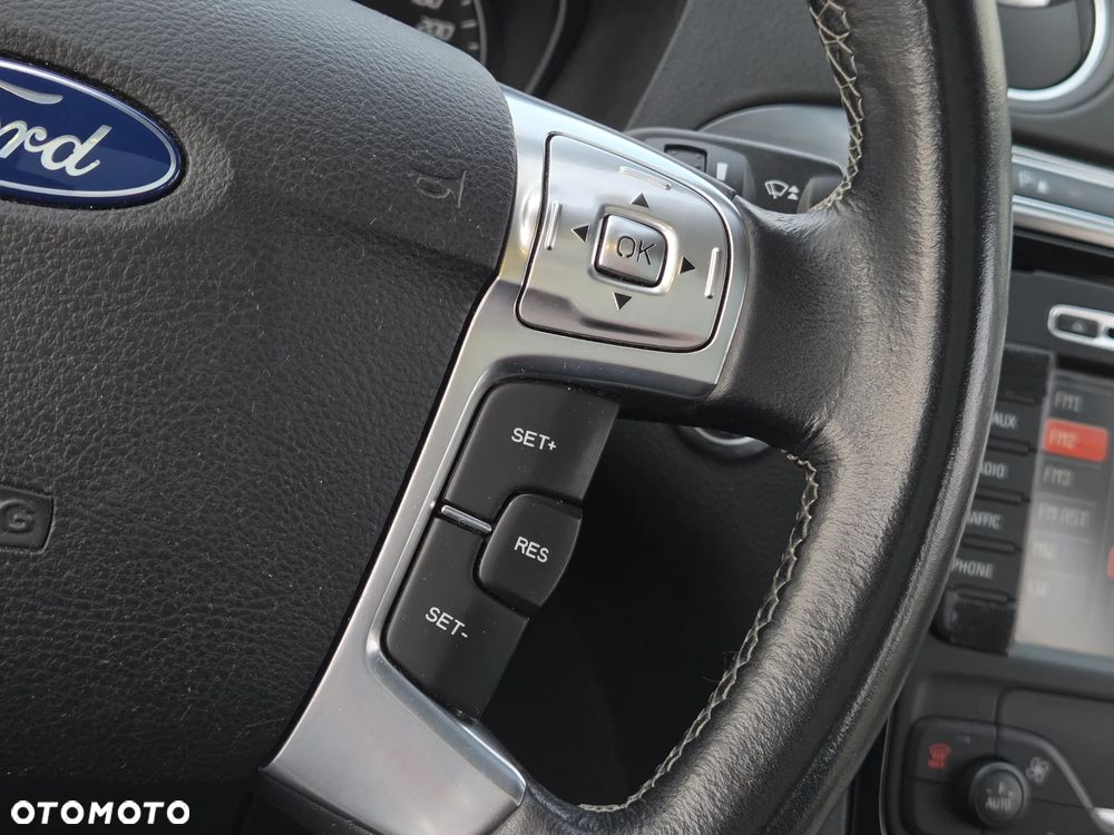 Ford S-Max 2.0 TDCi DPF Ambiente - 37