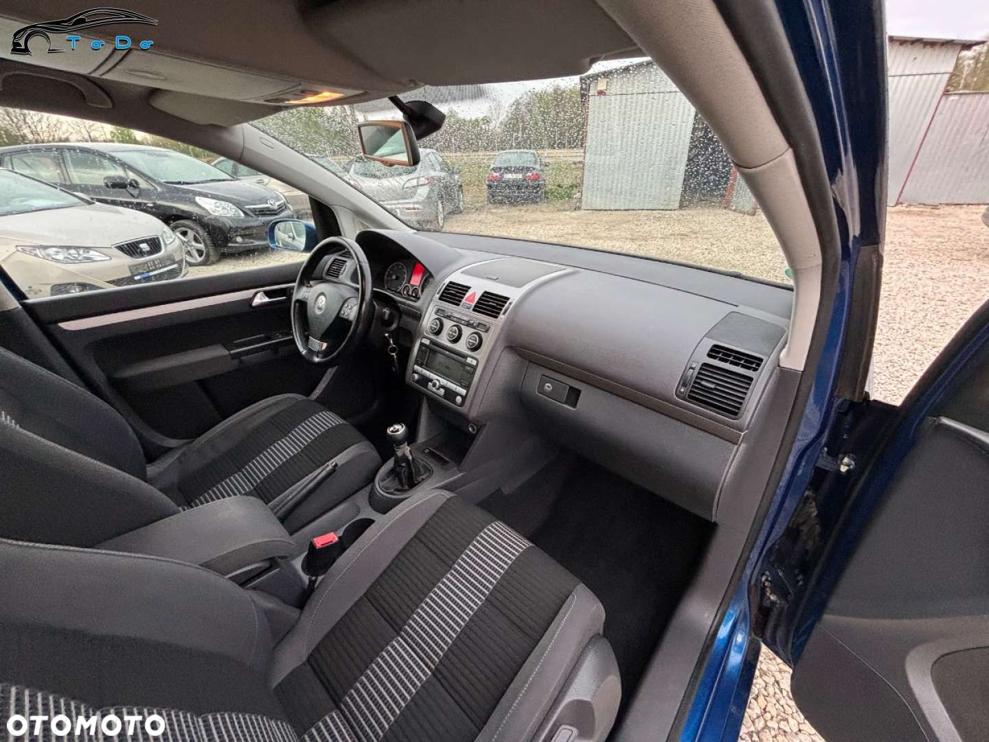 Volkswagen Touran 1.4 TSI Highline - 28