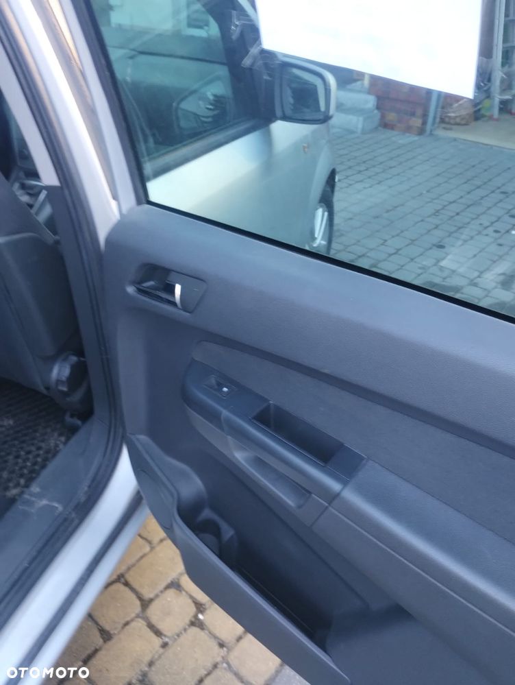 Opel Zafira - 9