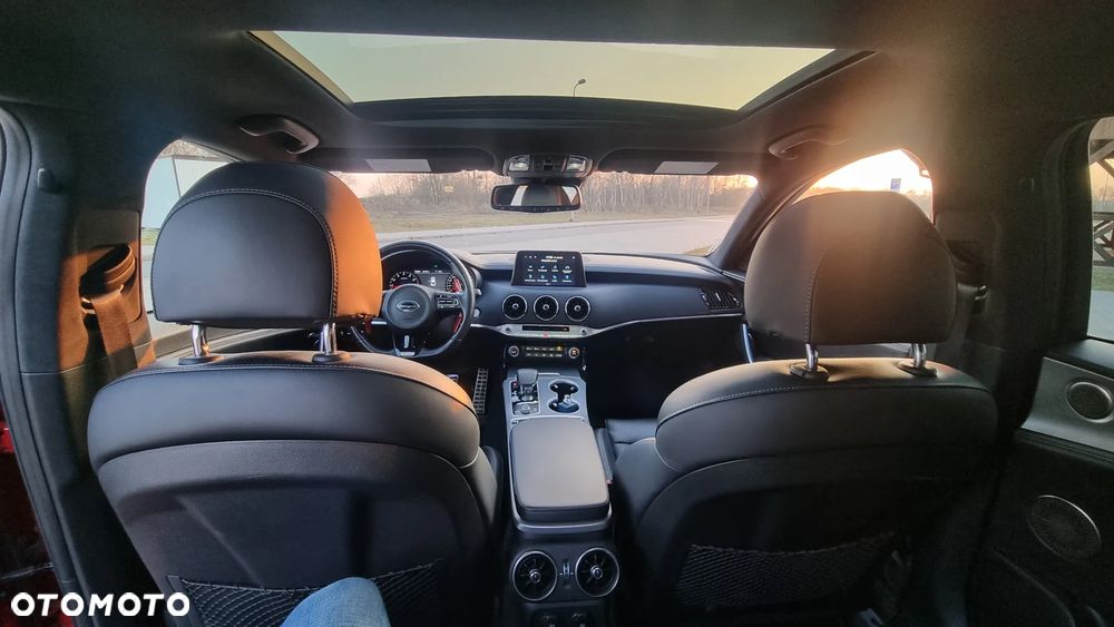 Kia Stinger 3.3 T-GDI V6 GT AWD - 15