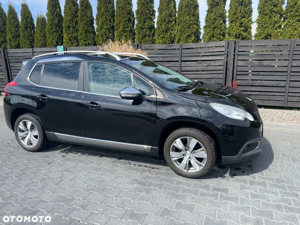 Peugeot 2008 1.2 Pure Tech Style EU6 - 4
