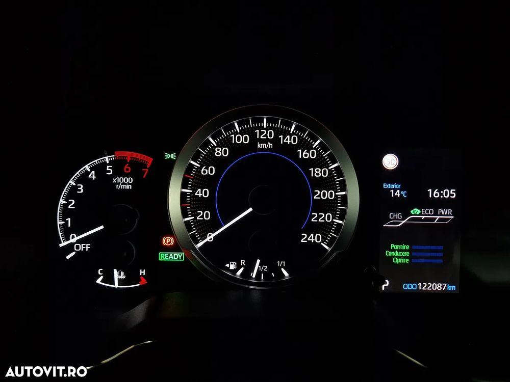 Toyota Corolla 1.8 Hybrid Business Edition - 14