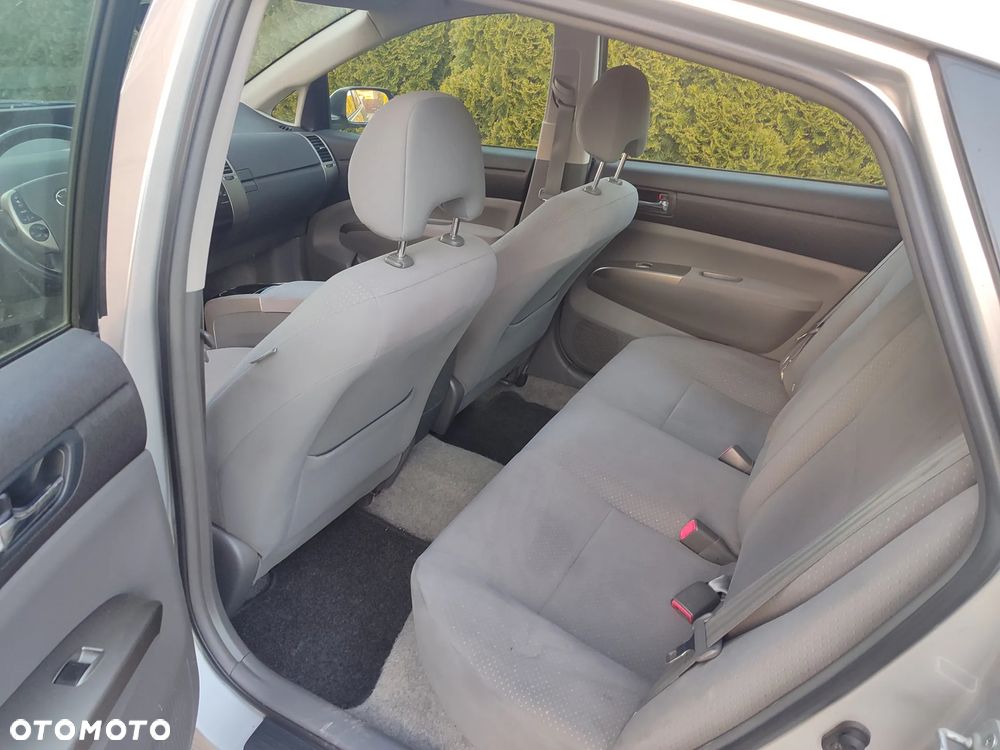 Toyota Prius - 18