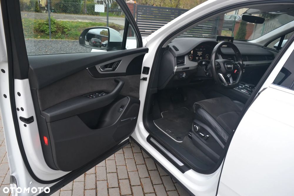 Audi Q7 - 5