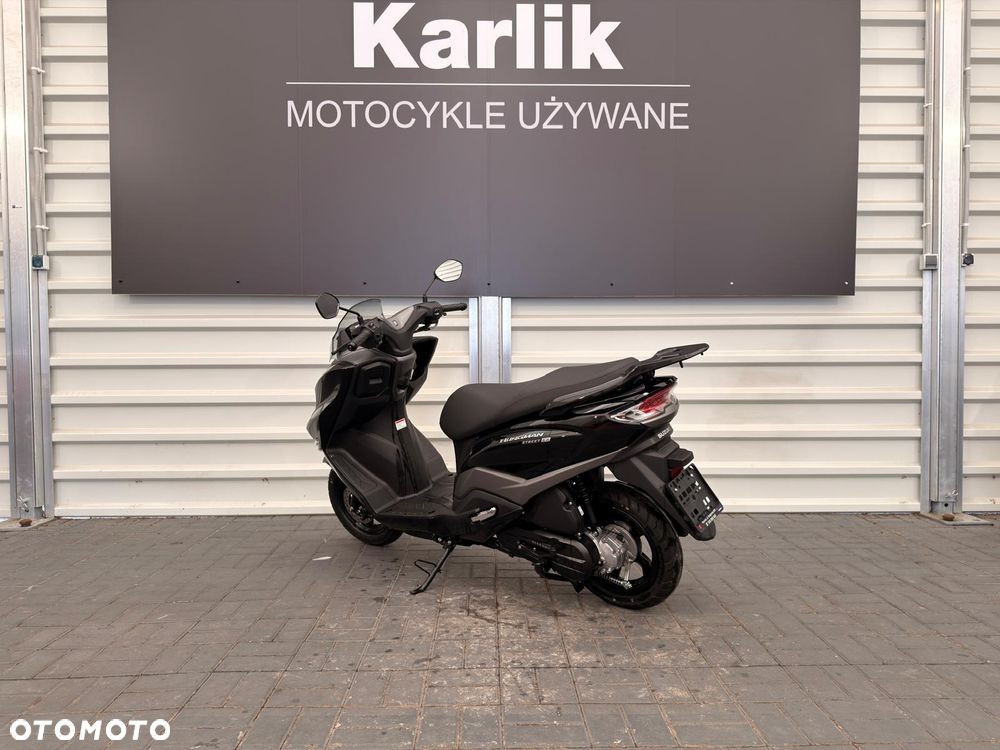 Suzuki Burgman - 4