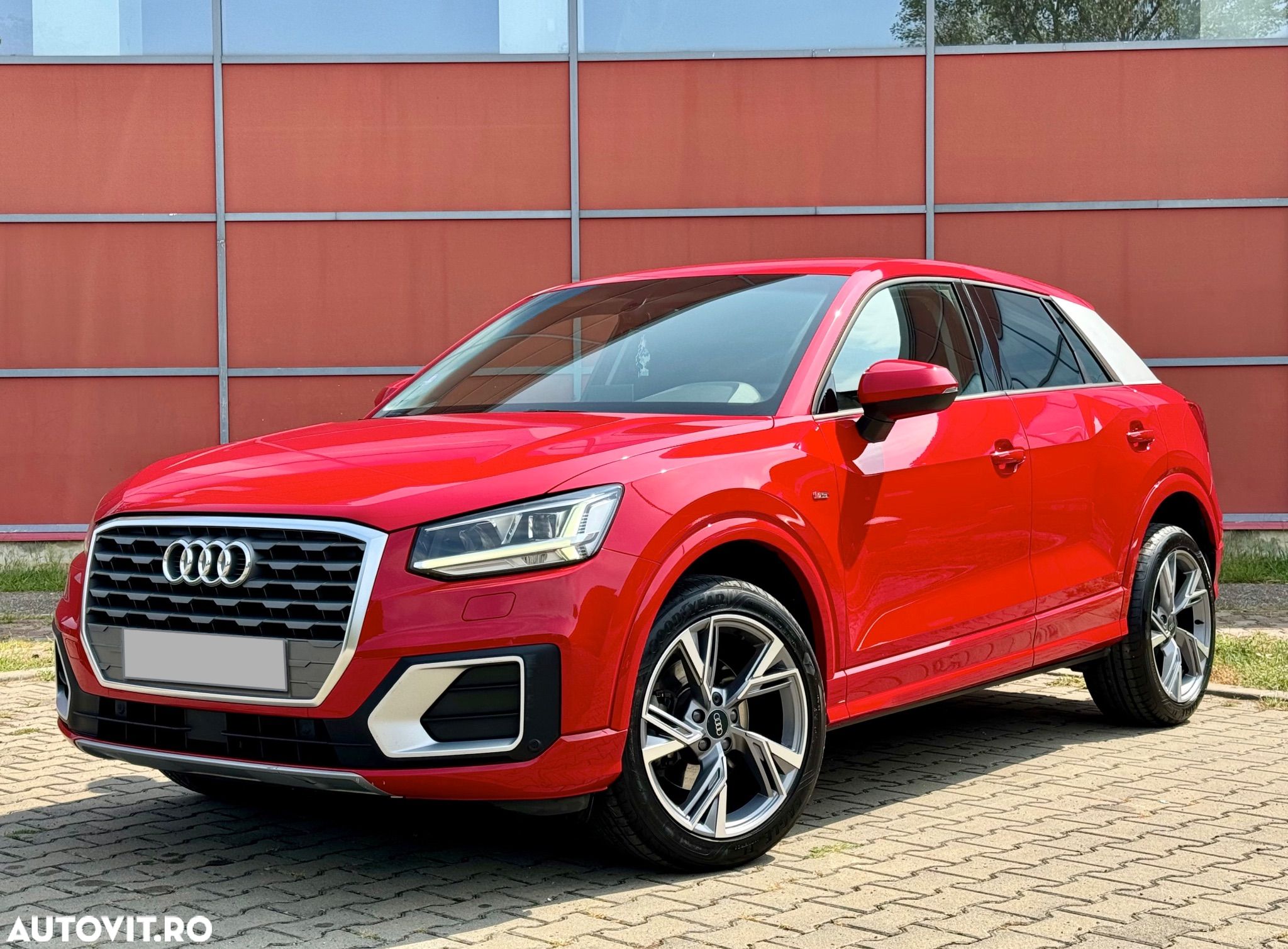 Audi Q2 30 TFSI S tronic sport - 1
