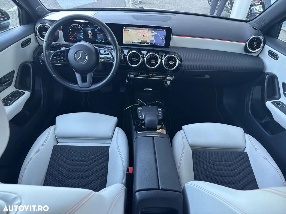 Mercedes-Benz A - 23