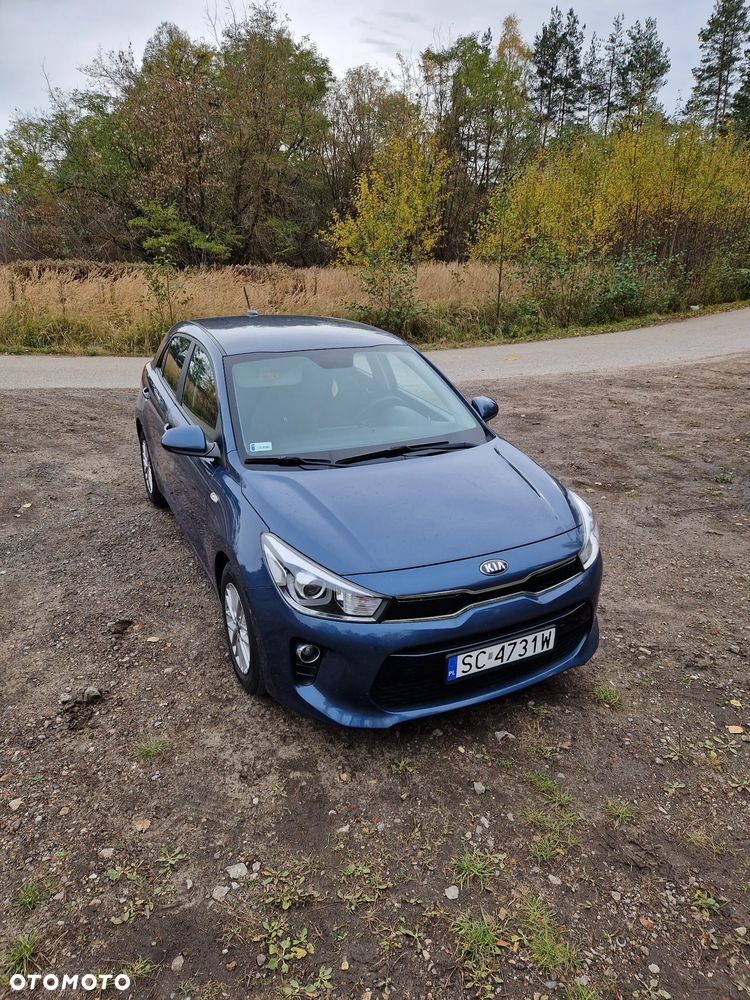 Kia Rio - 17