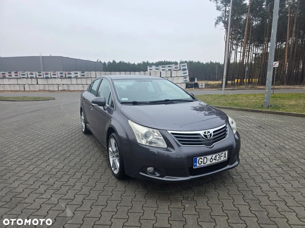 Toyota Avensis 1.8 Style - 13
