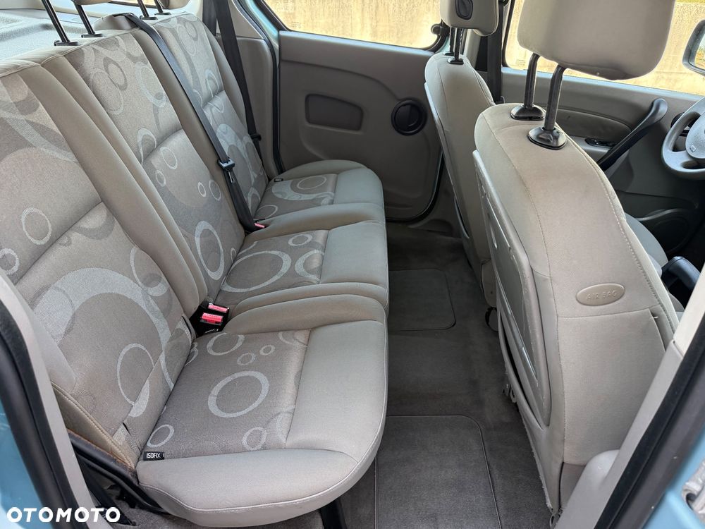 Renault Kangoo 1.6 8V 90 Happy Family - 12