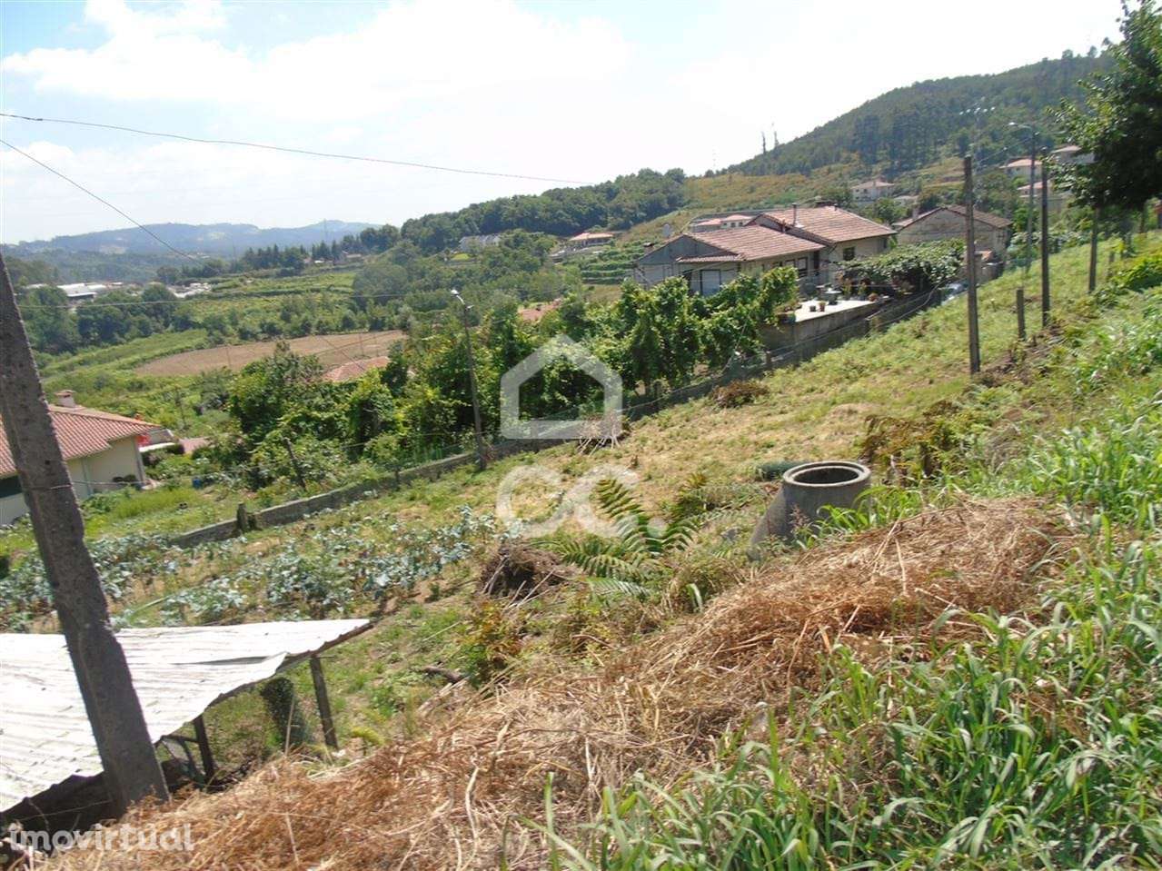 Terreno e construção em Gonça - Guimarães - Grande imagem: 3/4