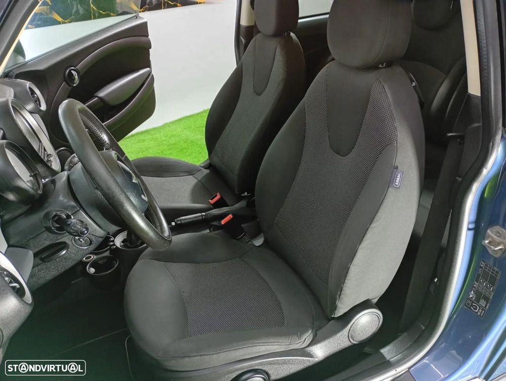 MINI 3 Portas - 19