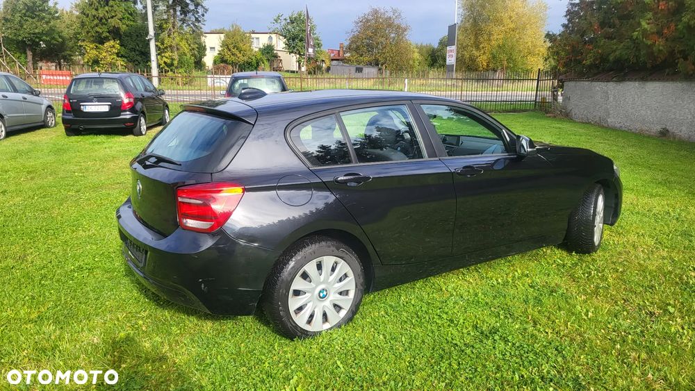 BMW Seria 1 116d - 15