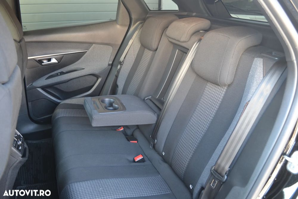 Peugeot 3008 1.5 BlueHDI 130 EAT8 Active Pack - 12