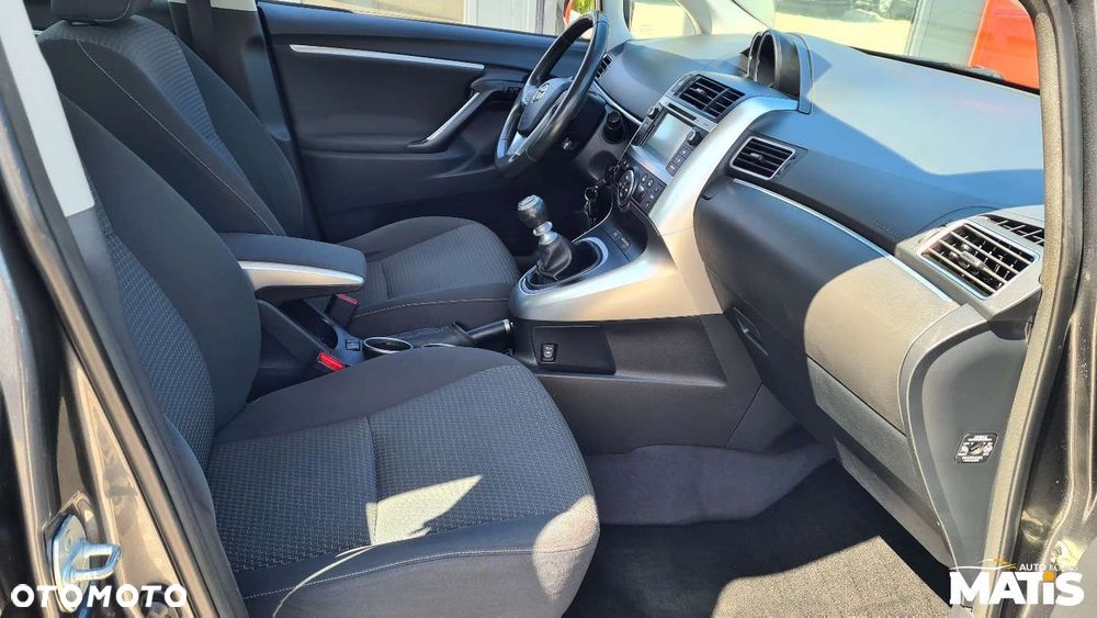 Toyota Verso - 20