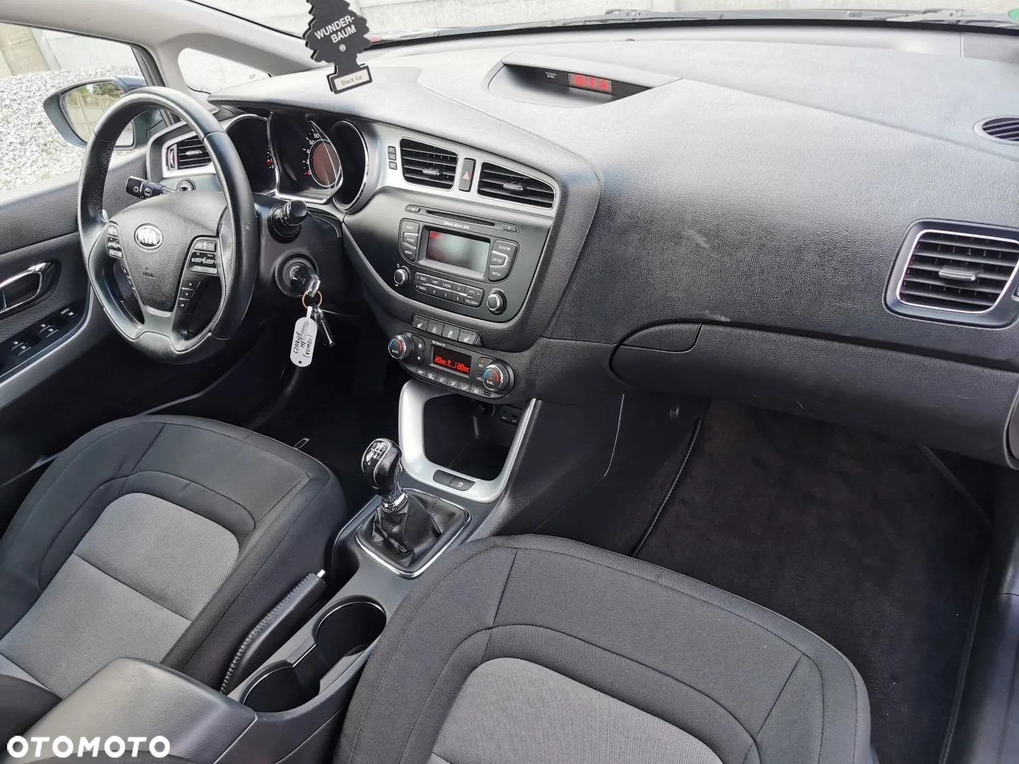 Kia Ceed - 8