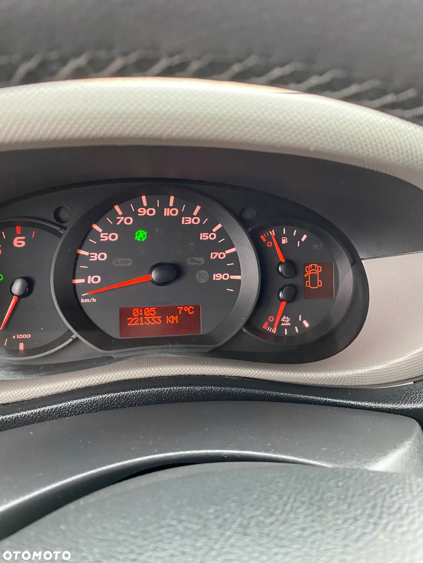 Nissan NV 400 - 4