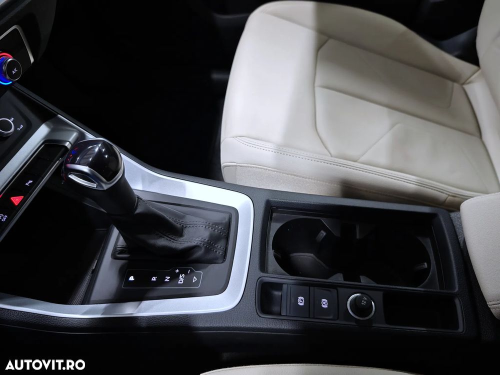 Audi Q3 35 TDI ack S tronic - 29