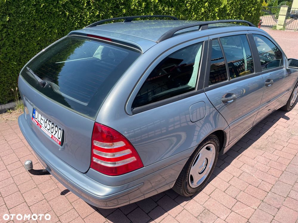 Mercedes-Benz Klasa C 180 Kompressor Classic - 4