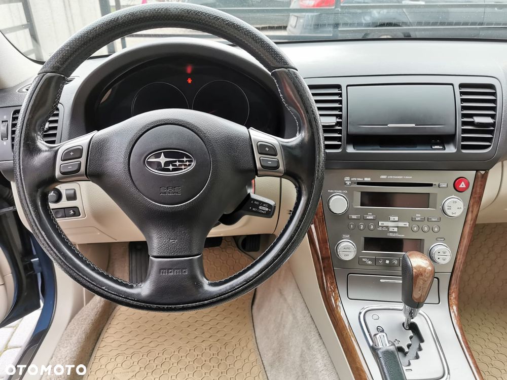 Subaru Legacy - 6