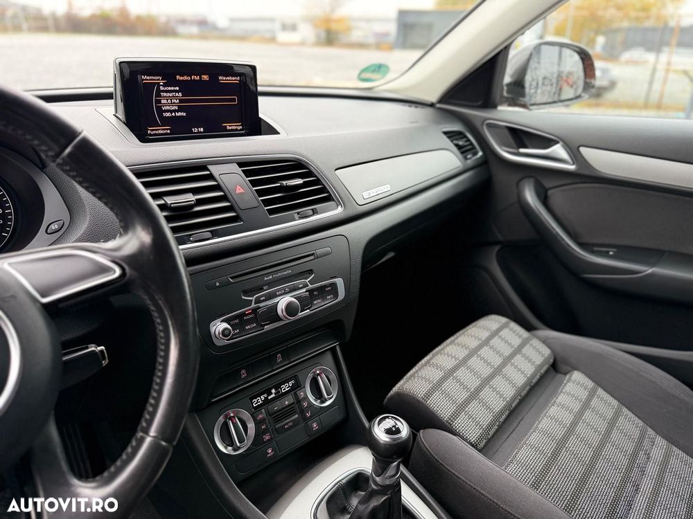 Audi Q3 2.0 TFSI Quattro - 12