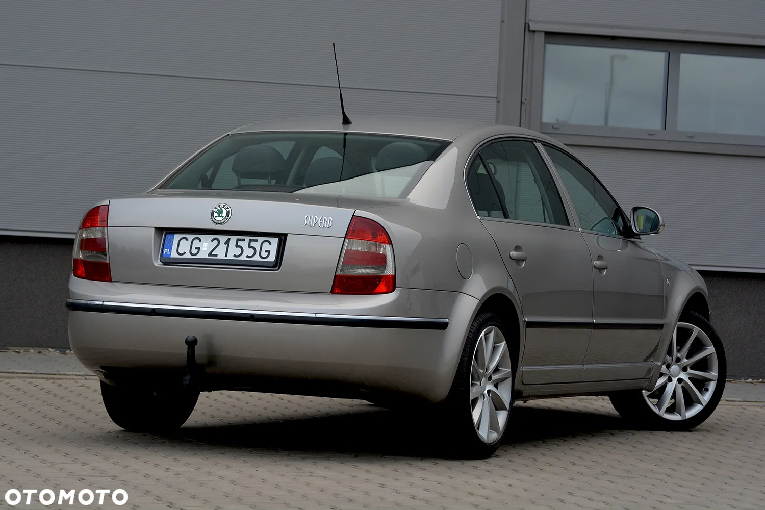 Skoda Superb Combi 2.0 TDI Elegance Green tec - 4