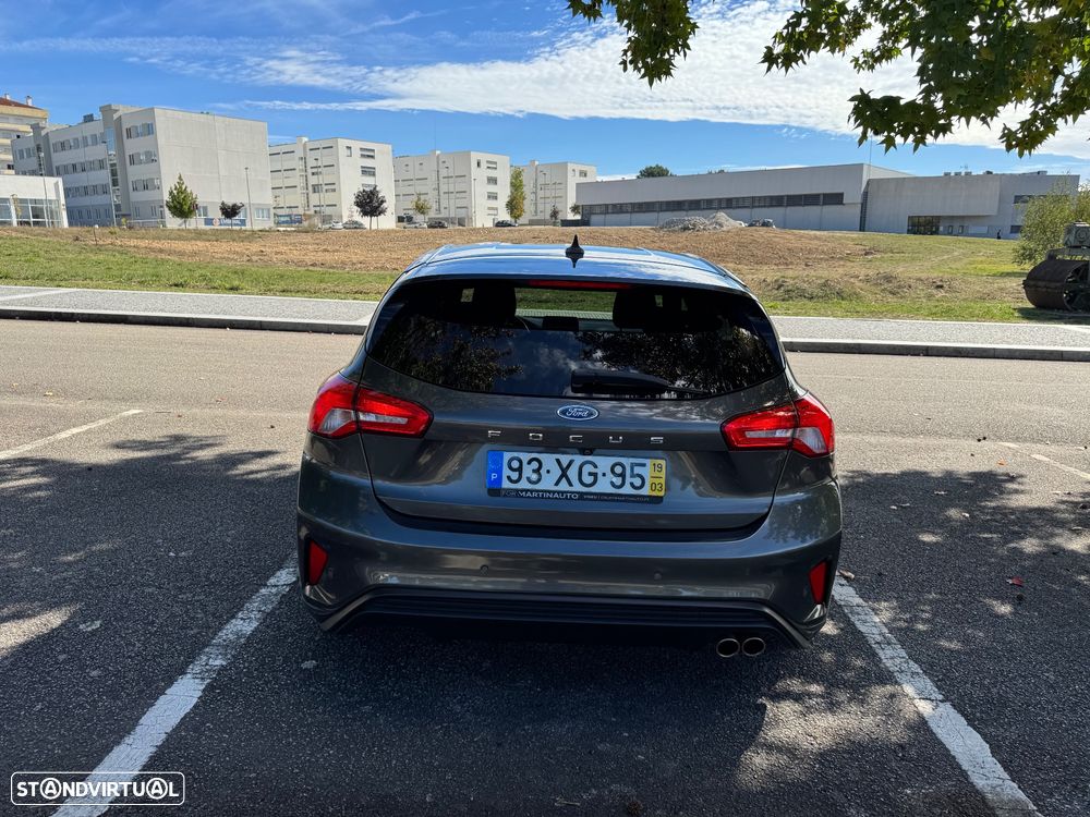 Ford Focus - 43