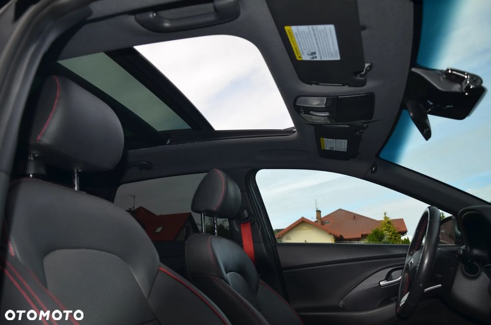 Hyundai i30 N 2.0 T-GDI - 26