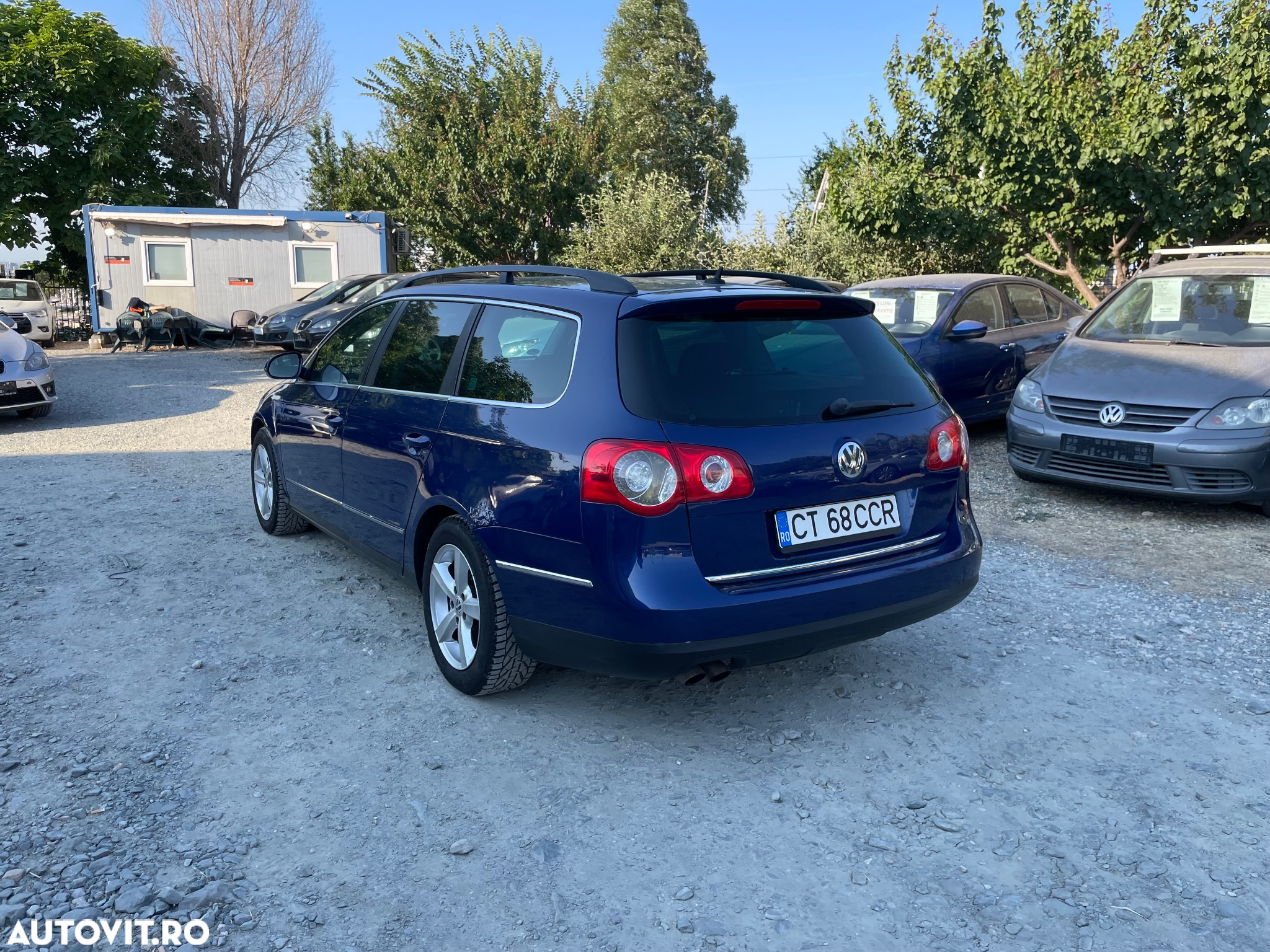 Volkswagen Passat - 14