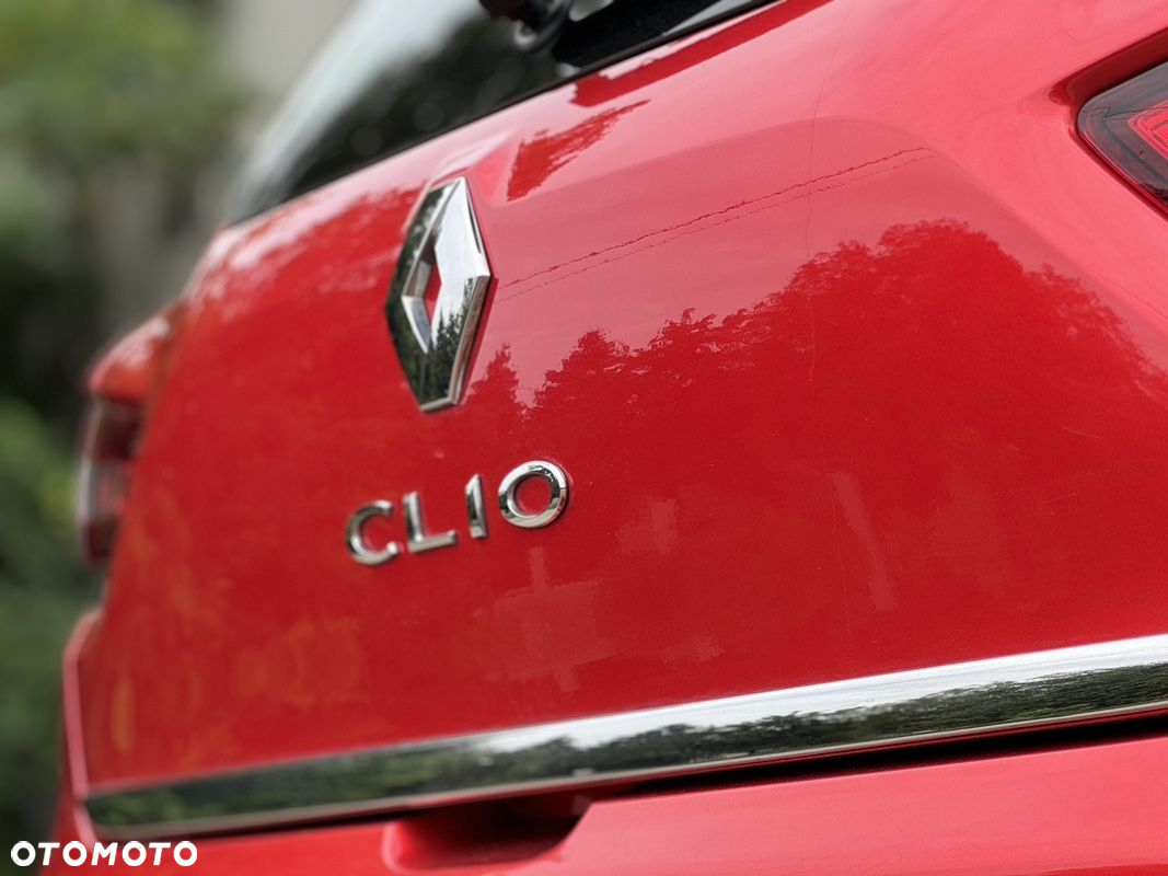 Renault Clio 1.2 16V 75 LIMITED - 19