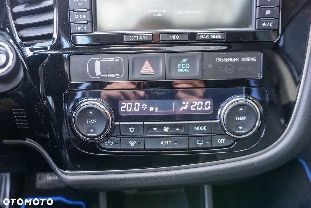 Mitsubishi Outlander - 20