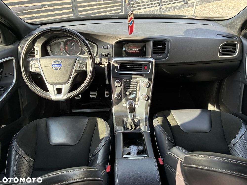 Volvo V60 - 14