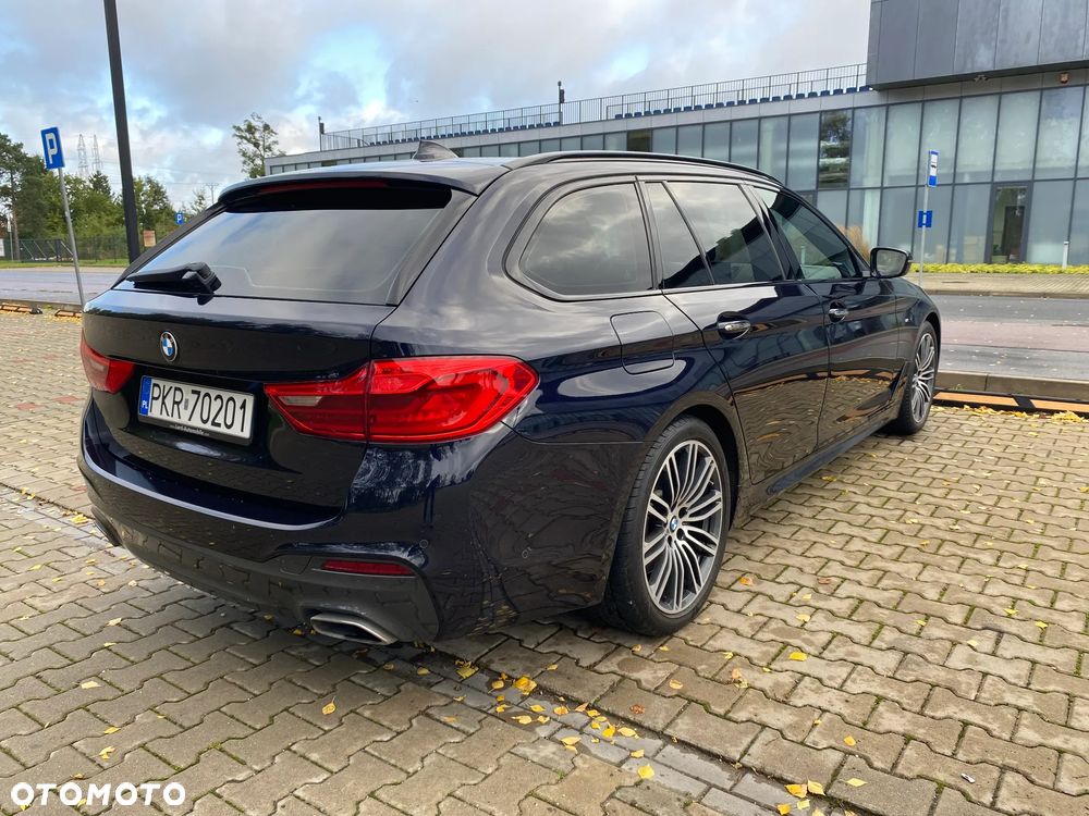 BMW Seria 5 540i xDrive Touring - 9