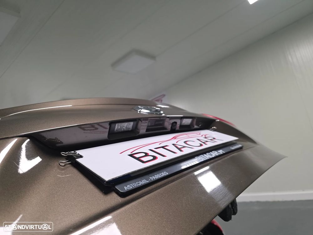 Nissan Qashqai 1.5 dCi N-Connecta Led - 36