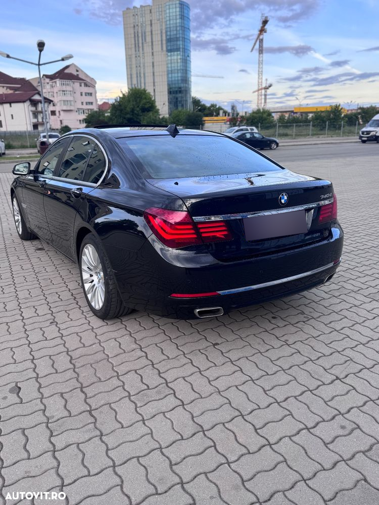 BMW Seria 7 740d - 5