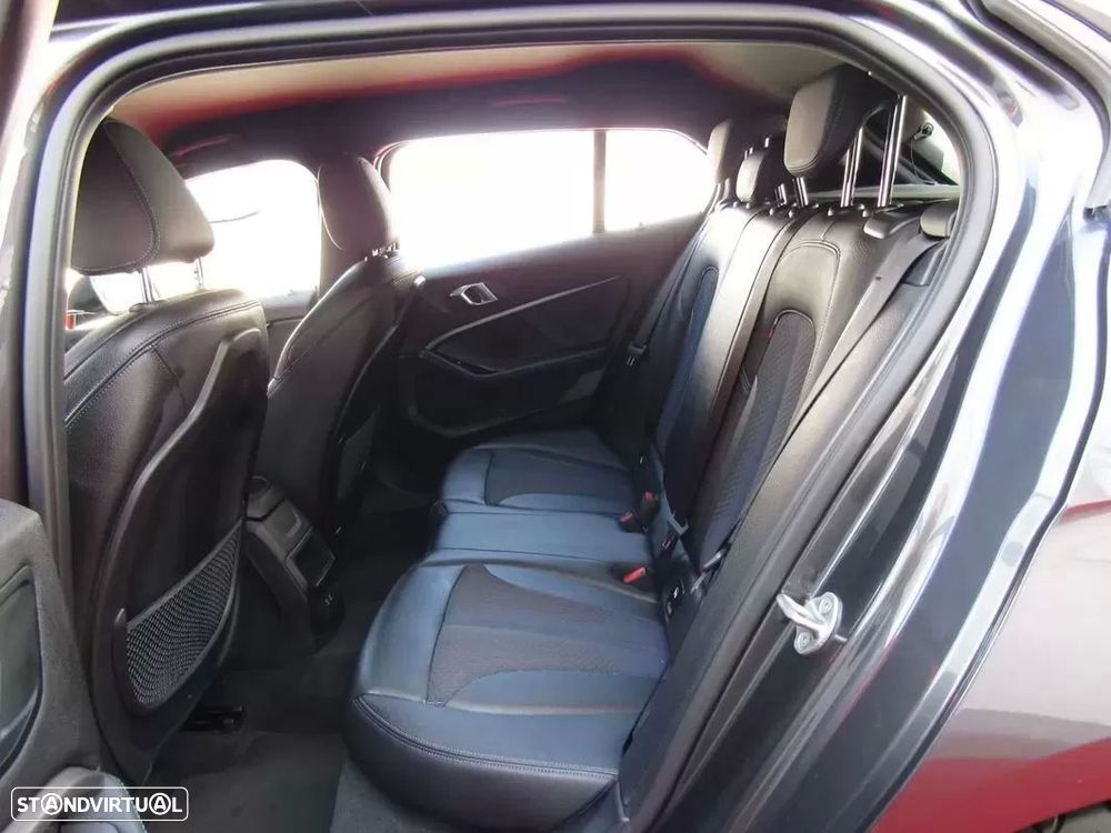BMW 116 d Pack Desportivo M - 16