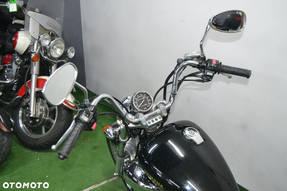 Yamaha XV - 11