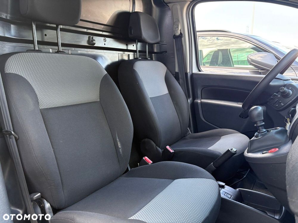 Renault kangoo-van - 12