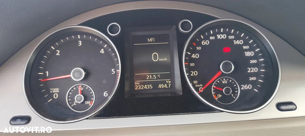 Volkswagen Passat - 10