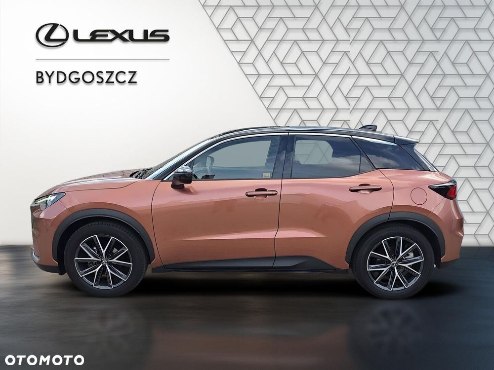Lexus LBX - 8