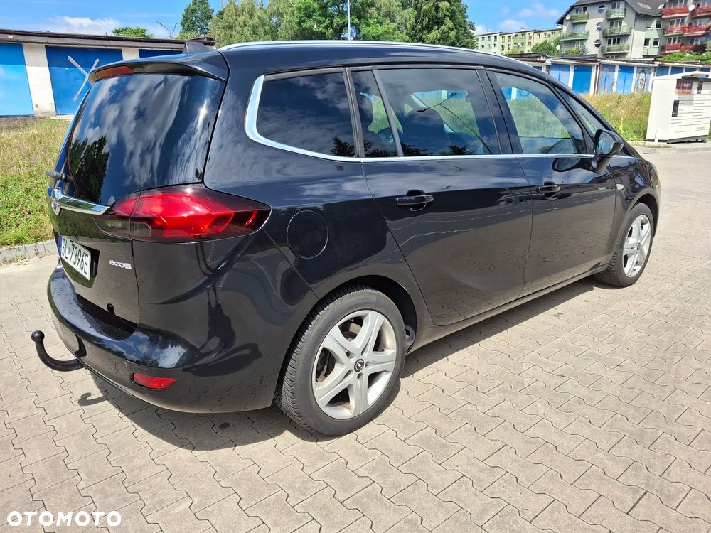 Opel Zafira - 12